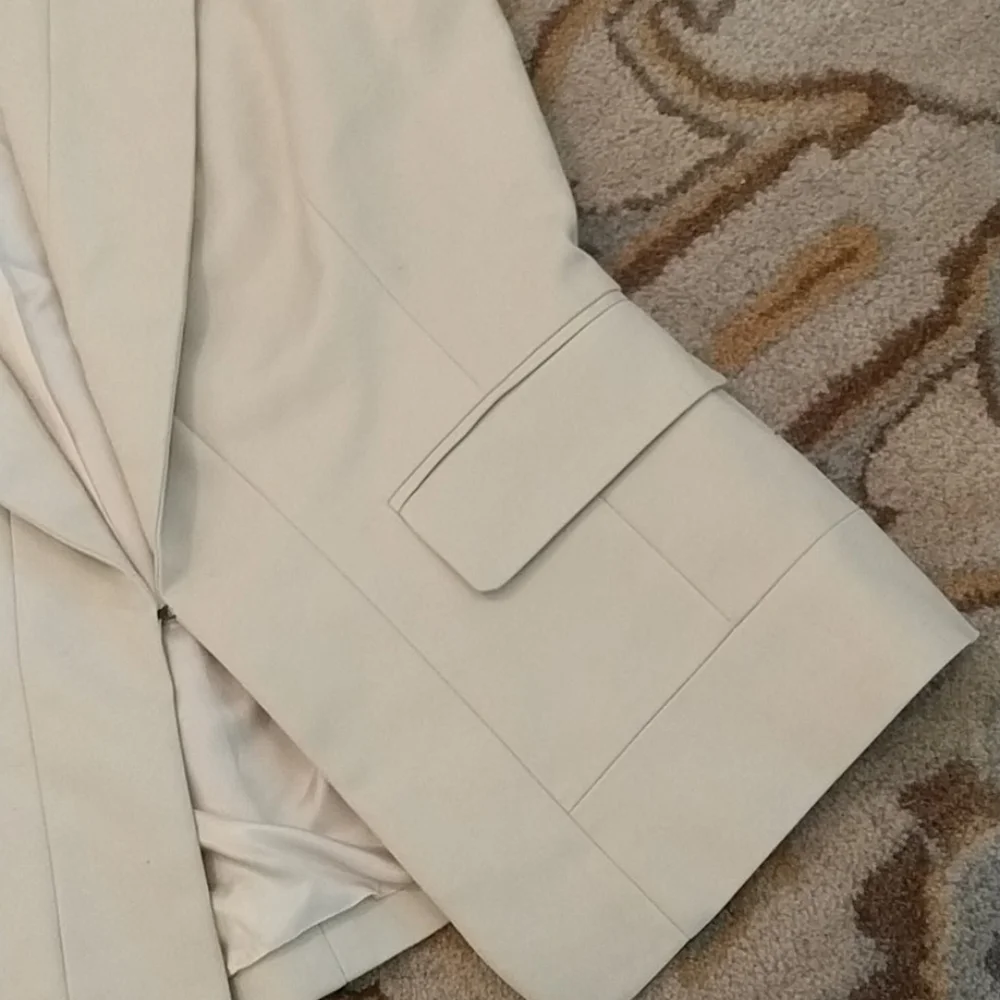 French Connection vest - Picture 5 of 6